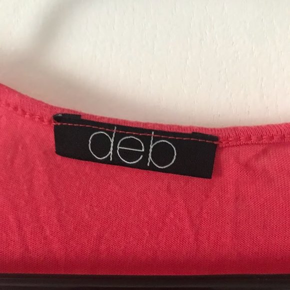 Salmon colored blouse with lacy shoulders - Picture 2 of 3